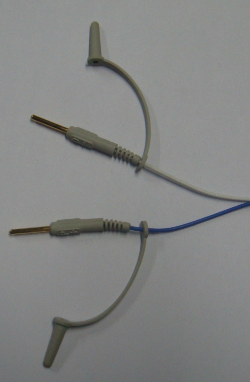Proximal connectors of a pacing lead